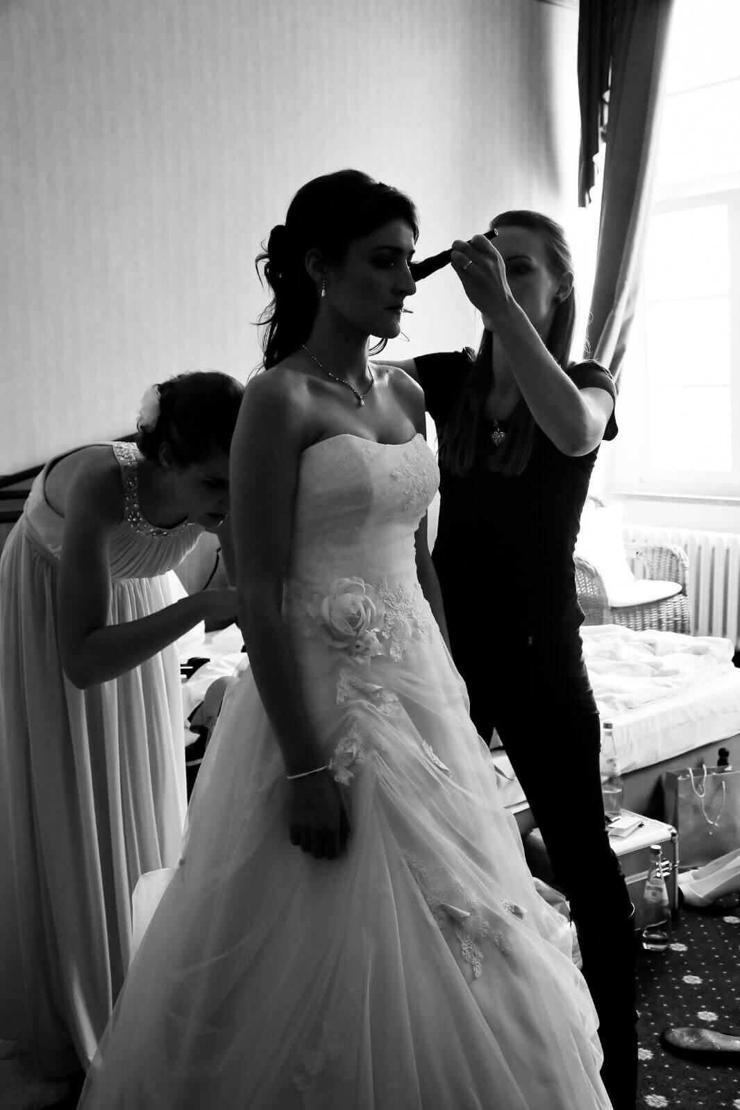 Letzt Minuten vor der Hochzeit, Finale des Brautstylings