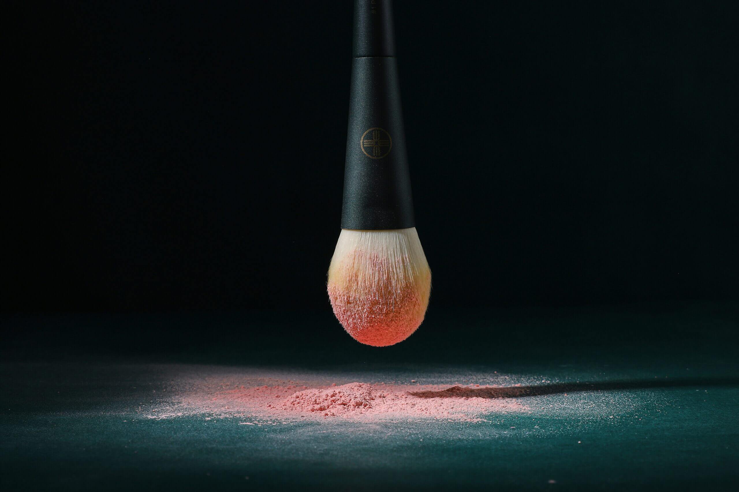 Powderbrush Skadi Langer - Make-Up Puderpinsel mit Puder